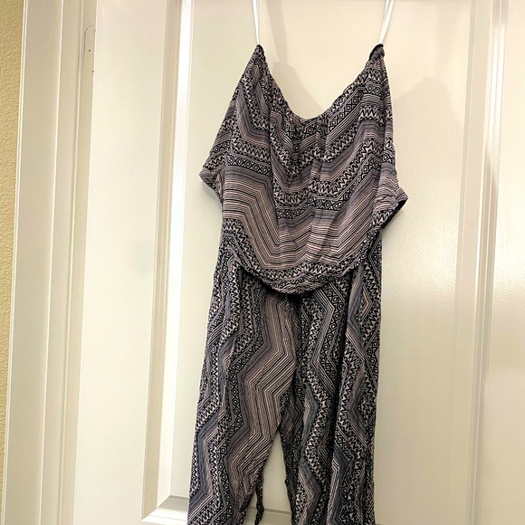 TiRe Hawaii Osaka Jumpsuit One Size fits most - Picture 4 of 4